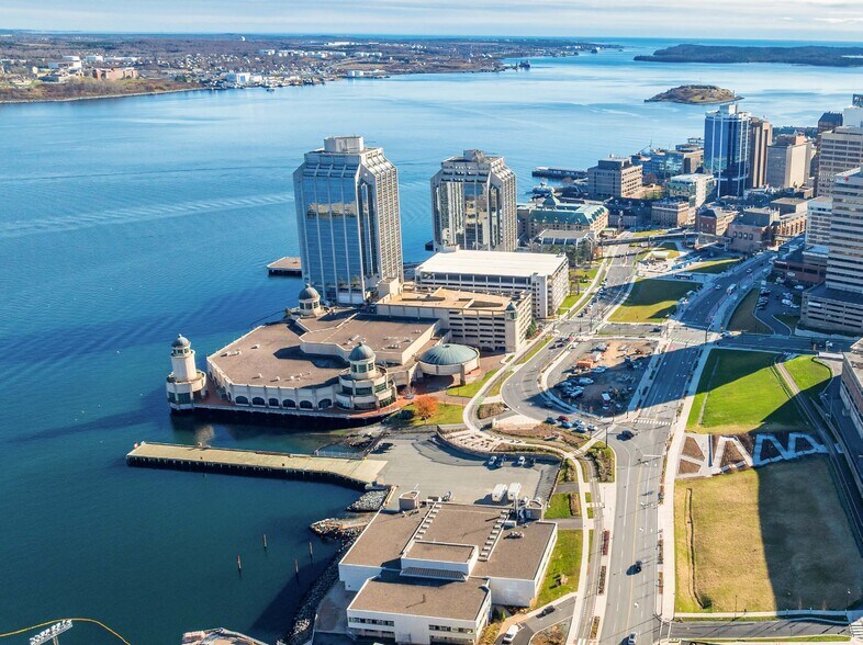 1983 Upper Water St, Halifax, NS à vendre - Photo du bâtiment - Image 2 de 5