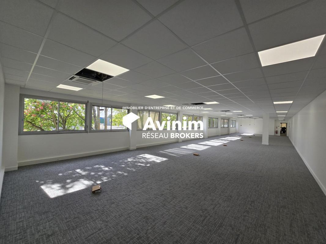 Office in Gonesse for lease Interior Photo- Image 1 of 6