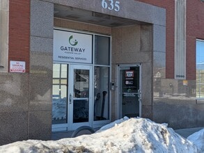 635 Broadway, Kingston, NY à louer Photo du bâtiment- Image 2 de 9