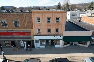 122 Washington Ave, Endicott, NY à vendre Photo du bâtiment- Image 1 de 8