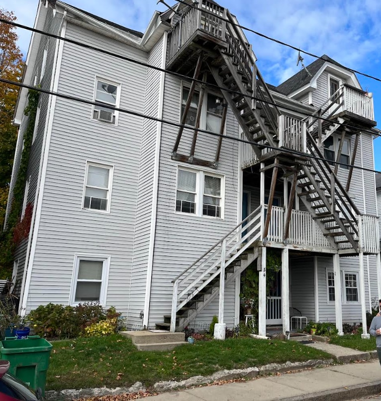 34 Marshall St, Putnam, CT for sale Building Photo- Image 1 of 15