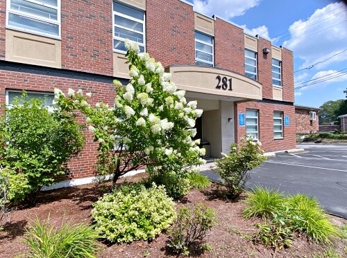 281 Cambridge St, Burlington, MA à louer - Photo du bâtiment - Image 2 de 18