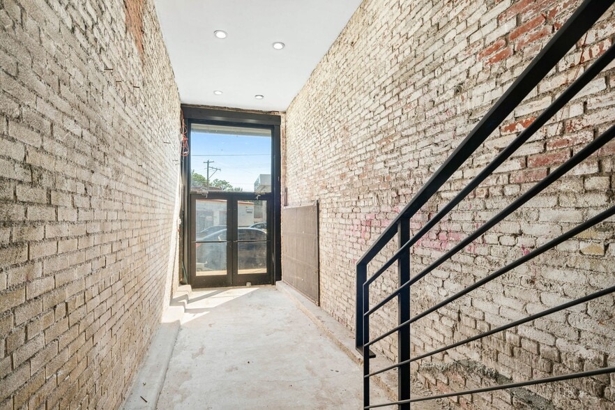 2446-50 Germantown Ave, Philadelphia, PA for sale - Interior Photo - Image 2 of 43