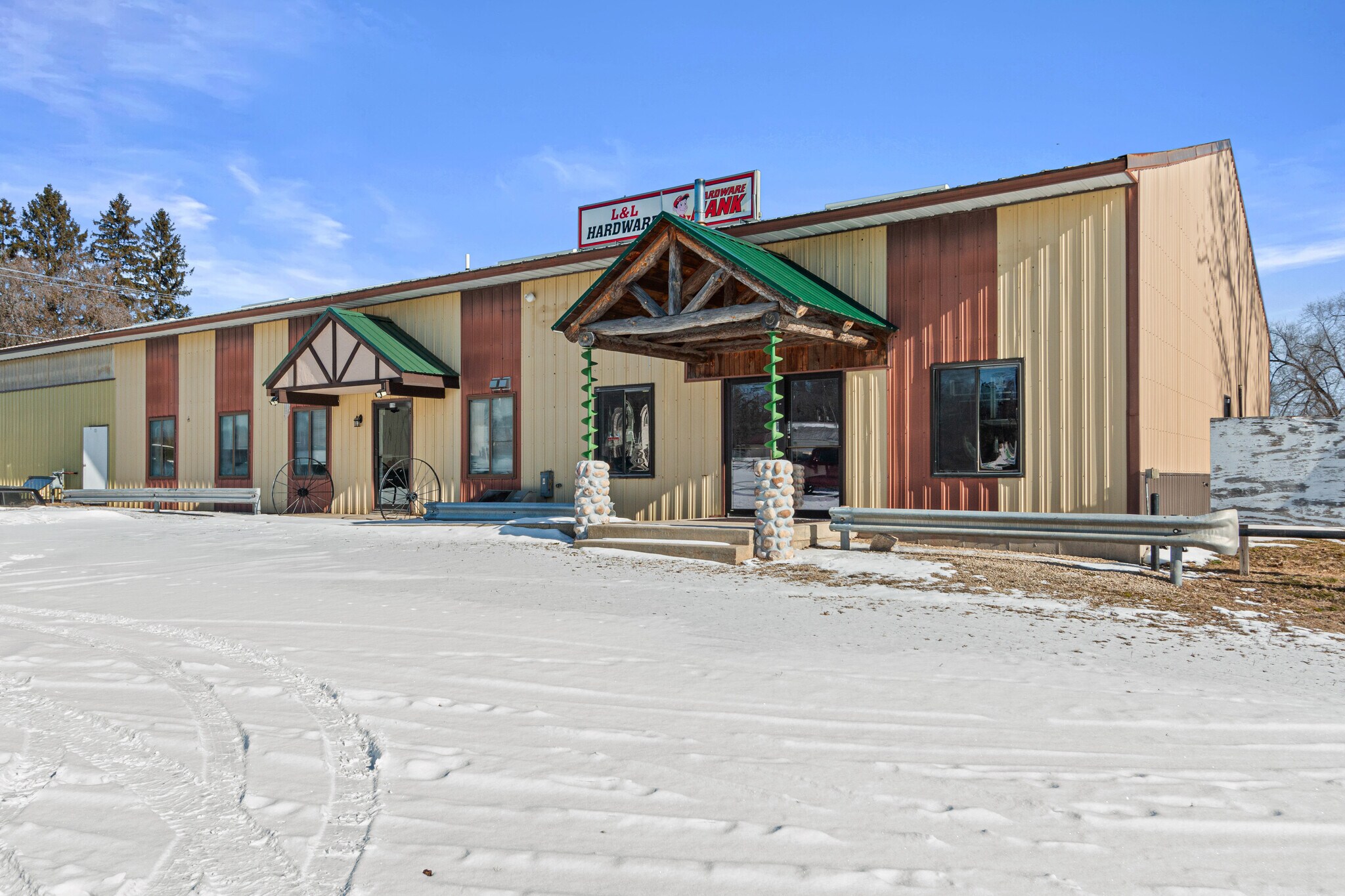 108 S Front St, Coloma, WI for lease Primary Photo- Image 1 of 24