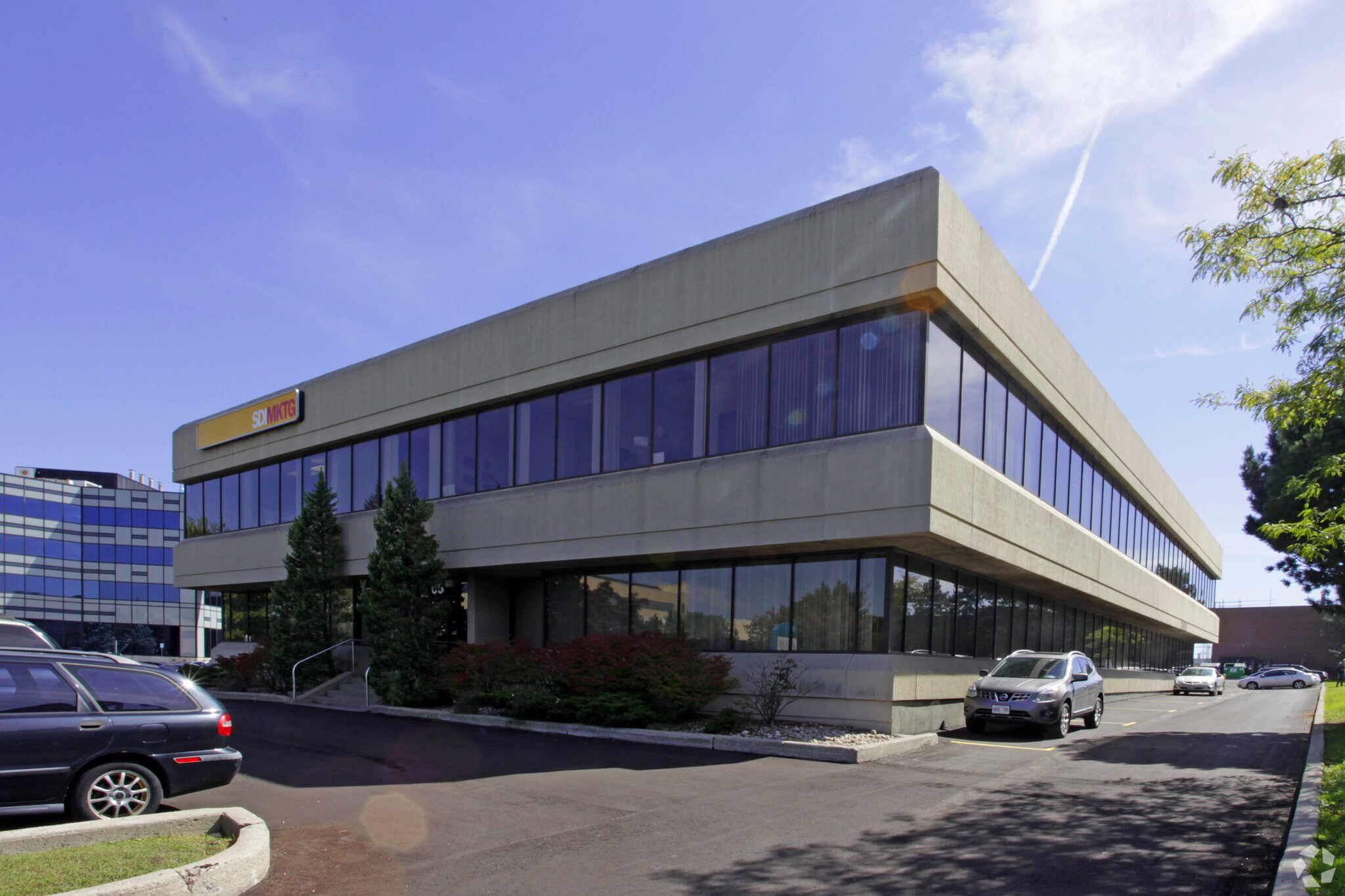 65 International Blvd, Toronto, ON for sale Primary Photo- Image 1 of 1