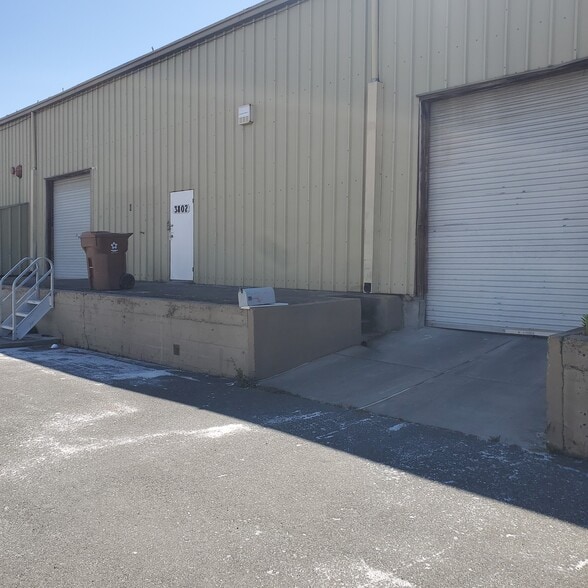 3802 Mallard Dr, Benicia, CA à louer - Photo du bâtiment - Image 3 de 32