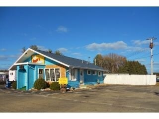 4144 State Highway 13, Wisconsin Dells, WI à vendre - Photo du bâtiment - Image 2 de 14