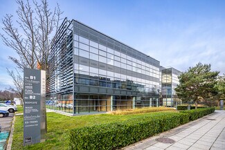 Plus de détails pour 117 Allée Des Parcs, Saint-Priest - Bureau à louer