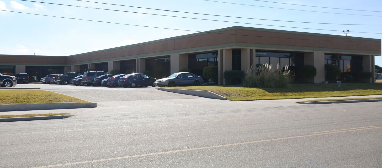 5541 Bear Ln, Corpus Christi, TX for lease Building Photo- Image 1 of 3