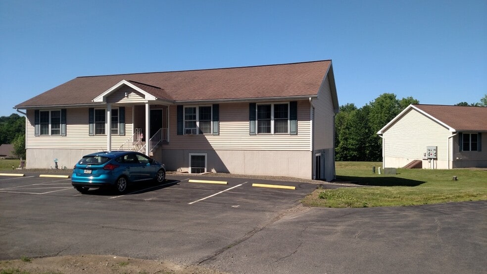 251 Stanet Rd, Moscow, PA for sale - Building Photo - Image 2 of 5