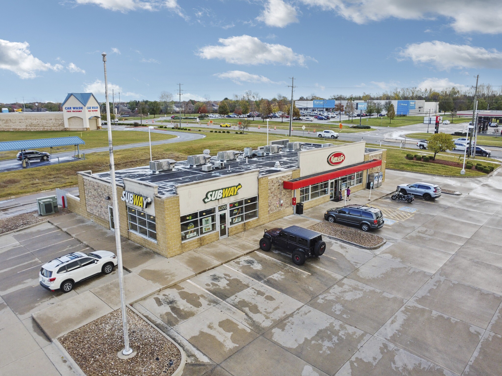 8005 S Garnett Rd, Broken Arrow, OK for sale Primary Photo- Image 1 of 5