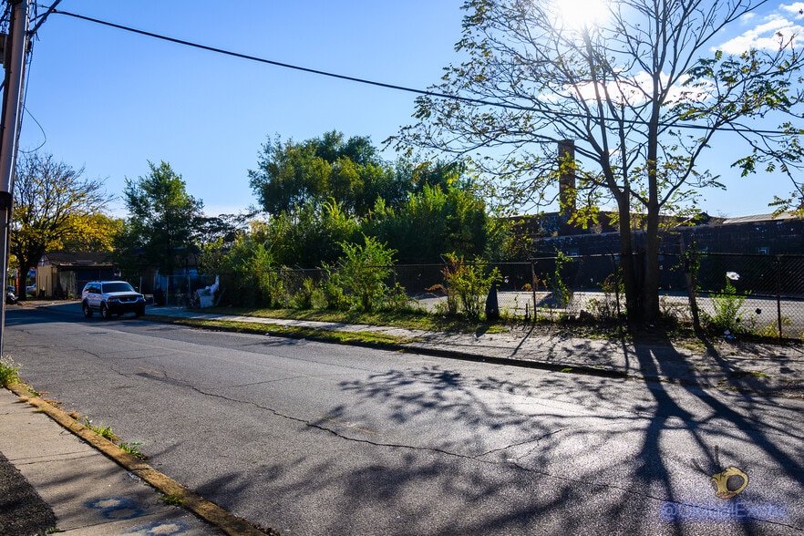 25 N 23rd St, Camden, NJ à louer - Photo du bâtiment - Image 1 de 4