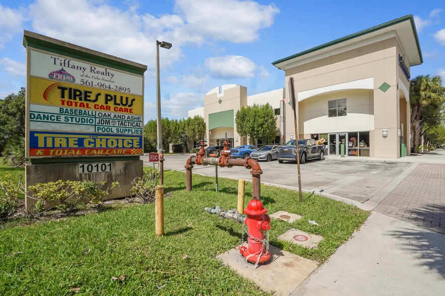 10101 Lantana Rd, Lake Worth, FL for sale - Building Photo - Image 1 of 27