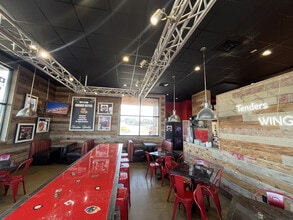 1423 W Appleway Ave, Coeur d'Alene, ID for sale Interior Photo- Image 1 of 6