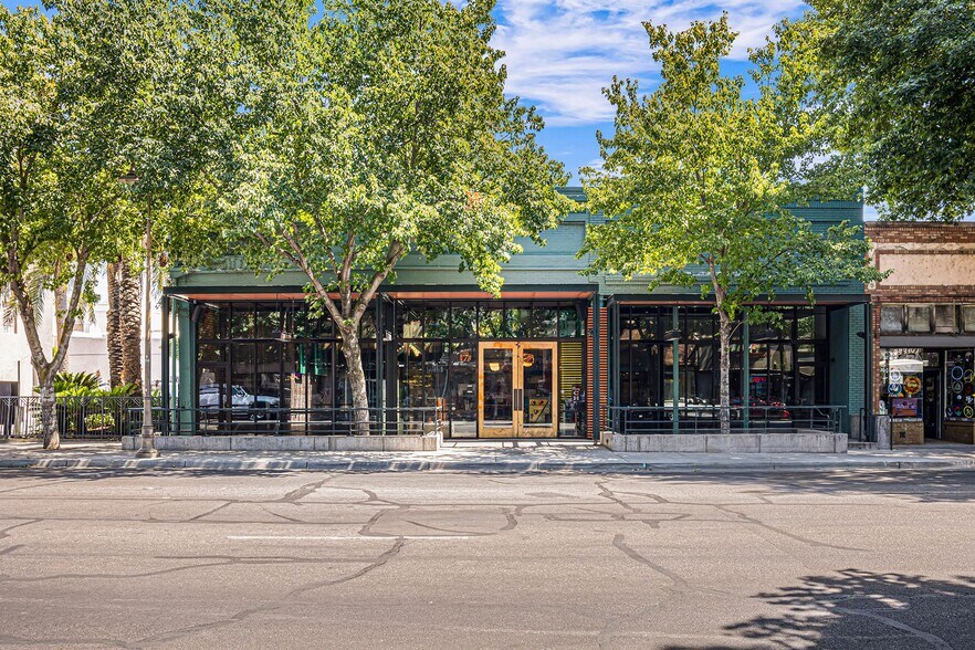 229 Broadway St, Chico, CA à louer - Photo du bâtiment - Image 2 de 30