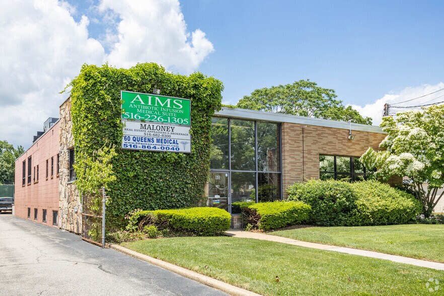 60 Queens St, Syosset, NY for lease - Primary Photo - Image 1 of 7