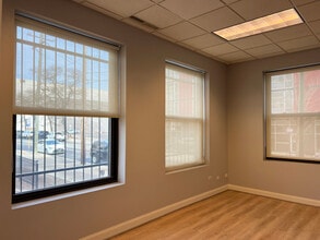 1512 N Fremont St, Chicago, IL for lease Interior Photo- Image 2 of 5