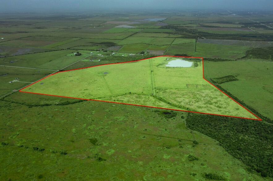 20701 Big Hill Rd, Beaumont, TX à vendre - Photo du bâtiment - Image 2 de 12