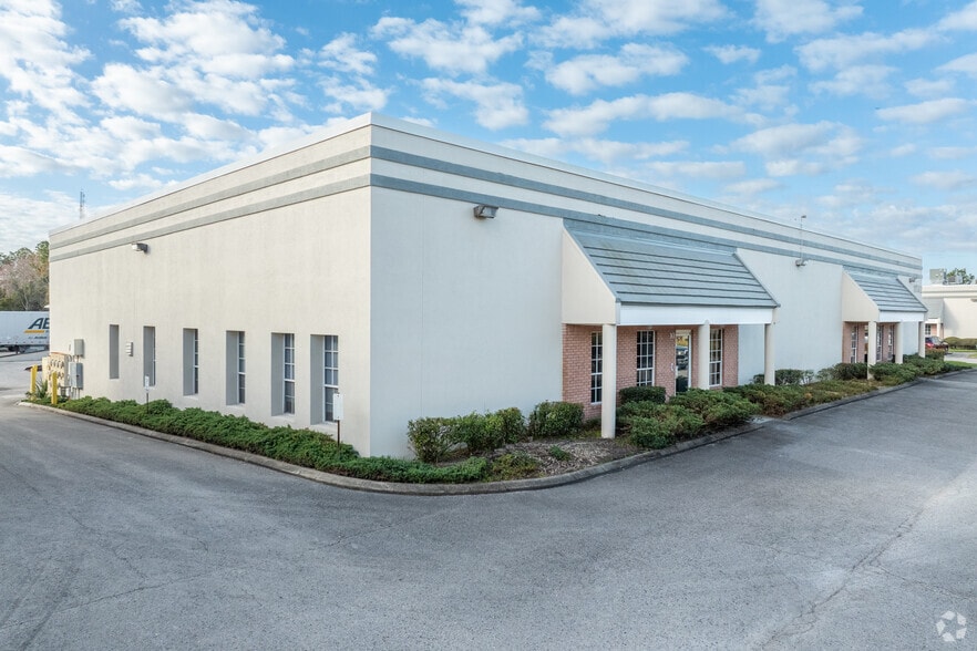 11762 Marco Beach Dr, Jacksonville, FL for lease - Building Photo - Image 3 of 12