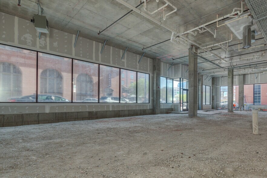 1014 Spruce St, Saint Louis, MO for lease - Building Photo - Image 3 of 8