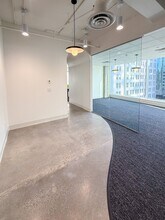 510 Seymour St, Vancouver, BC à louer Photo intérieure- Image 2 de 10