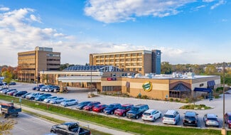 Plus de détails pour 1005 S Moorland Rd, Brookfield, WI - Services hôteliers à vendre