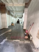Retail in Barcelona, Barcelona for lease Interior Photo- Image 2 of 10