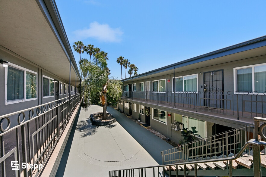 1153-1161 Magnolia Ave, Long Beach, CA for sale - Building Photo - Image 3 of 12