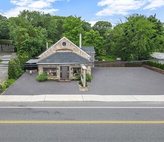 Plus de détails pour 304 Hawkins Ave, Ronkonkoma, NY - Commerce de détail à vendre