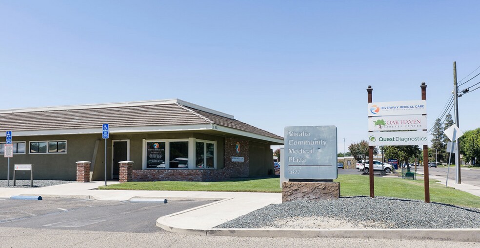 1827 S Court St, Visalia, CA à vendre - Photo du bâtiment - Image 2 de 9