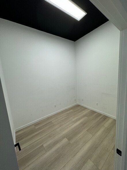 832 Scarsdale Ave, Scarsdale, NY for lease - Building Photo - Image 3 of 9