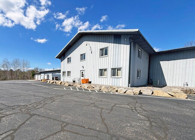 Plus de détails pour 70 Depot St, Goffstown, NH - Industriel à louer