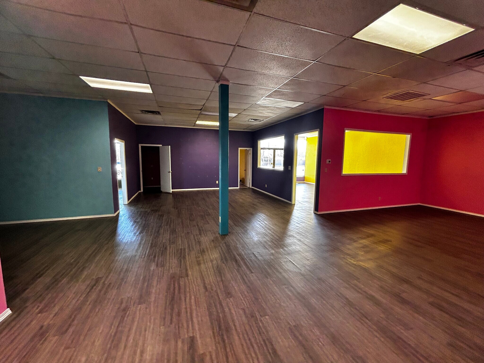 3410-3454 S Western St, Amarillo, TX for lease Interior Photo- Image 1 of 6