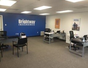 2101 N Hwy 190, Covington, LA for lease Building Photo- Image 1 of 2