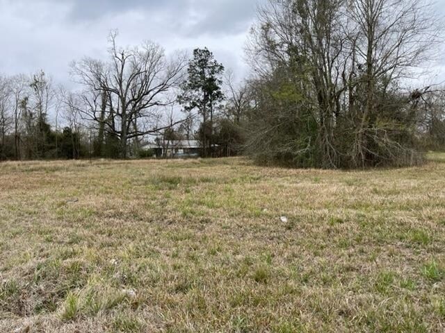5.432 AC IH 10, Orange, TX à vendre - Photo du bâtiment - Image 3 de 7