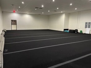 7091 W Craig Rd, Las Vegas, NV à louer Photo intérieure- Image 2 de 3