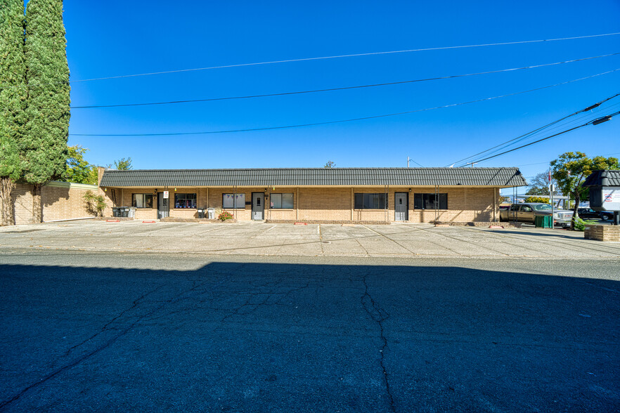 501 N Main St, Lakeport, CA à vendre - Photo principale - Image 1 de 16