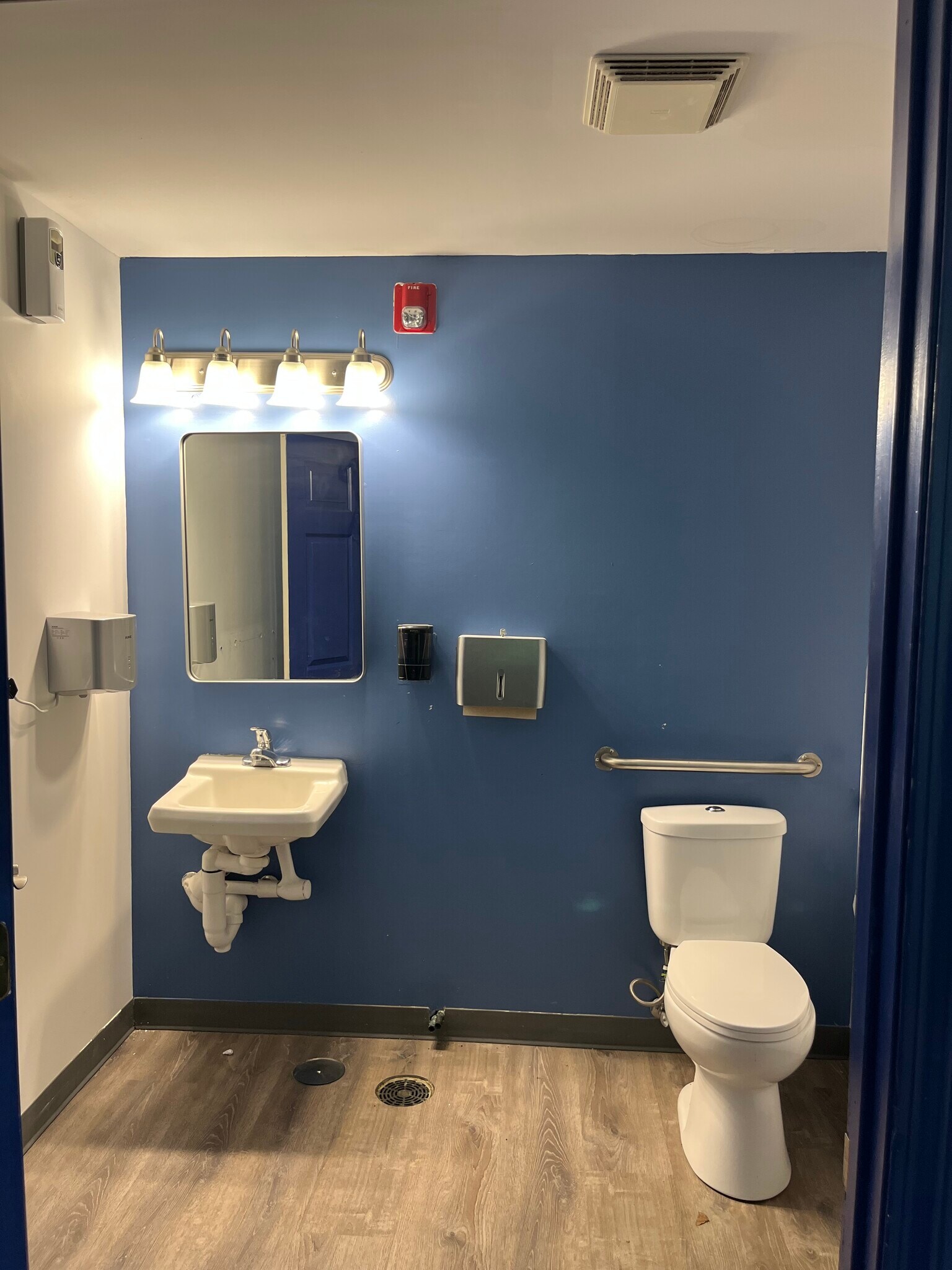 5019 Ace Ln, Naperville, IL à louer Photo intérieure- Image 1 de 8