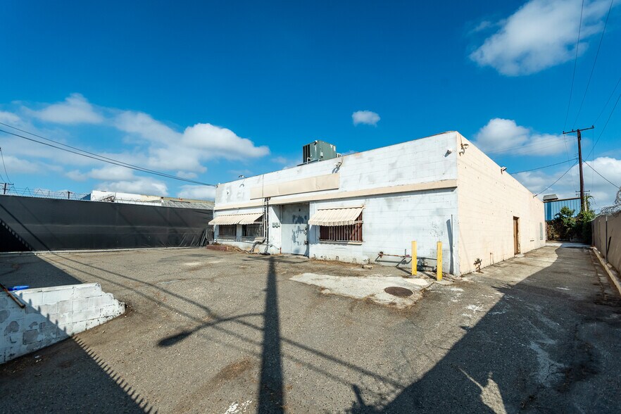 515 E Rosecrans Ave, Gardena, CA à vendre - Photo du bâtiment - Image 3 de 15