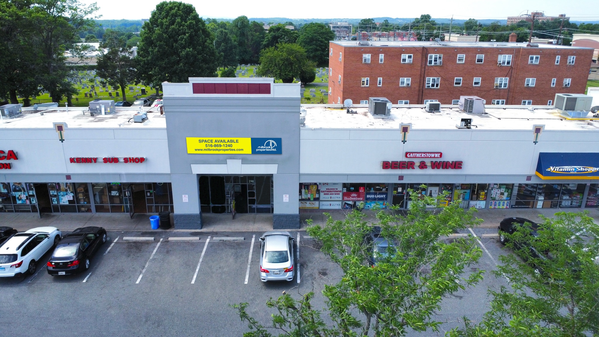 206-300 N Frederick Ave, Gaithersburg, MD for lease Building Photo- Image 1 of 4