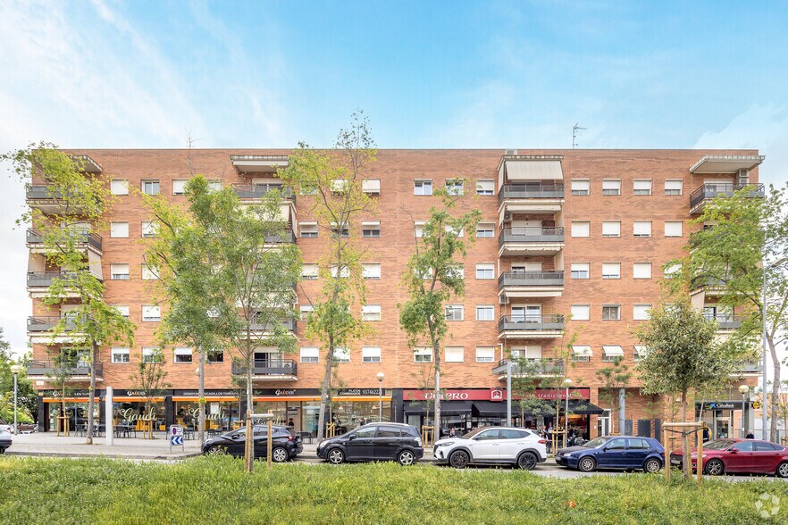 Carrer Sarajevo, 141-153, Sabadell, Barcelona for sale - Building Photo - Image 3 of 4