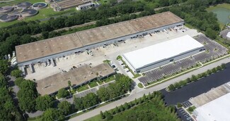 Plus de détails pour 9940 Currie Davis Dr, Tampa, FL - Local d'activités, Industriel à louer