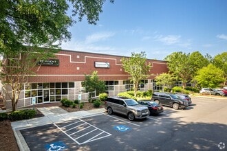 1020 Crews Rd, Matthews, NC for lease Interior Photo- Image 2 of 6