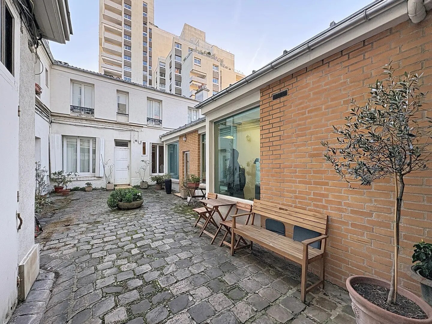 Bureau dans Paris à vendre Photo du bâtiment- Image 1 de 13