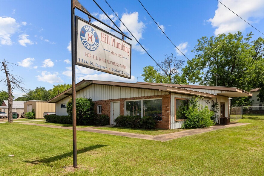 1403 Crockett St, Lufkin, TX for sale - Primary Photo - Image 1 of 33