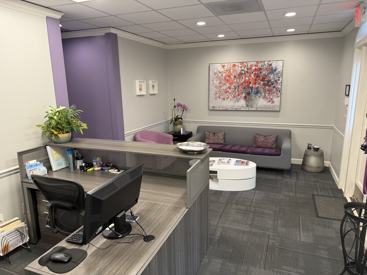 1934 N Druid Hills Rd NE, Atlanta, GA 30319 - Unit A -  - Lobby - Image 1 of 13