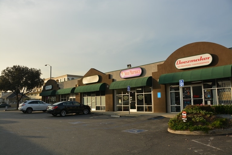 290 N Hill Ave, Pasadena, CA for lease Primary Photo- Image 1 of 3