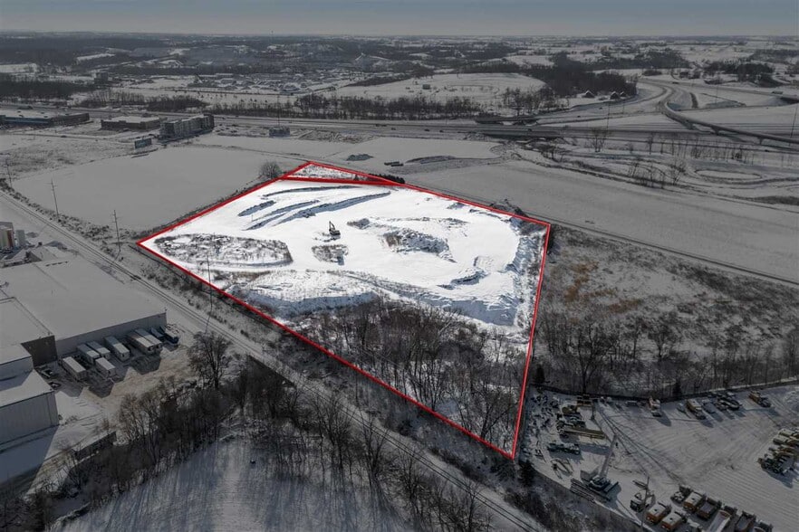 300 Westcor Dr, Coralville, IA for sale - Primary Photo - Image 1 of 2