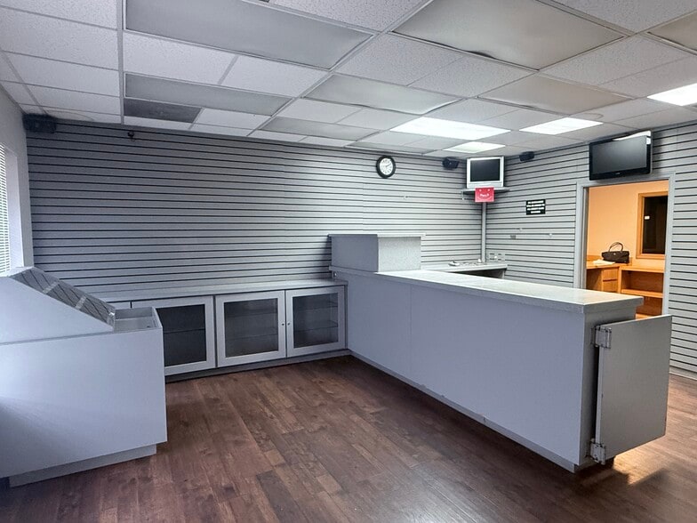 416-424 W 25th St, Norfolk, VA for sale - Building Photo - Image 3 of 16