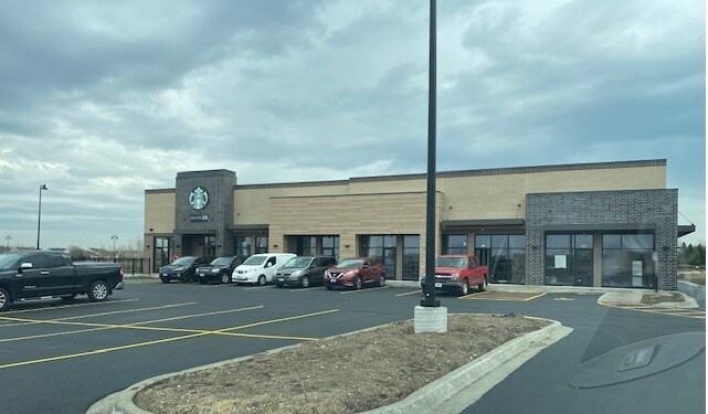 9900 N Il Route 47, Huntley, IL for lease Building Photo- Image 1 of 7